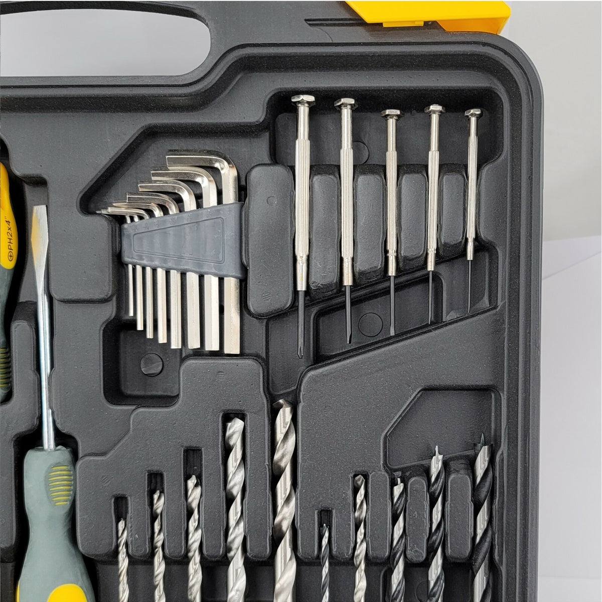 Litheli 20V Cordless Drill Driver Kit A 1300mA Battery 77 Pieces Power Drill Set
