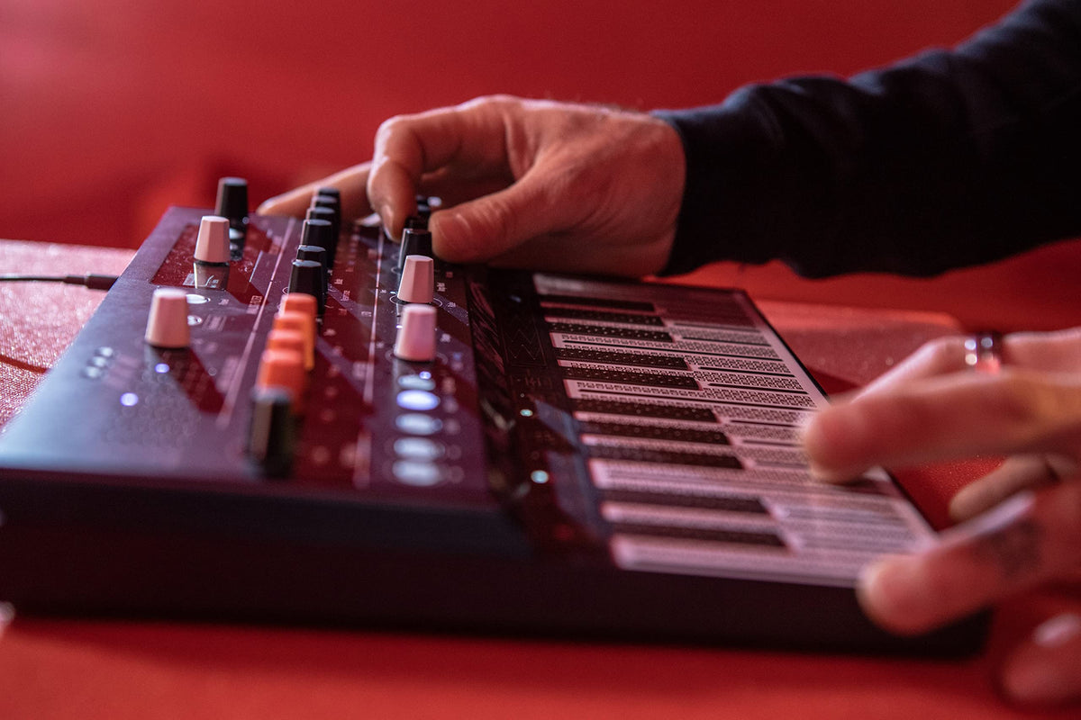 Arturia Microfreak Synthesizer Keyboard